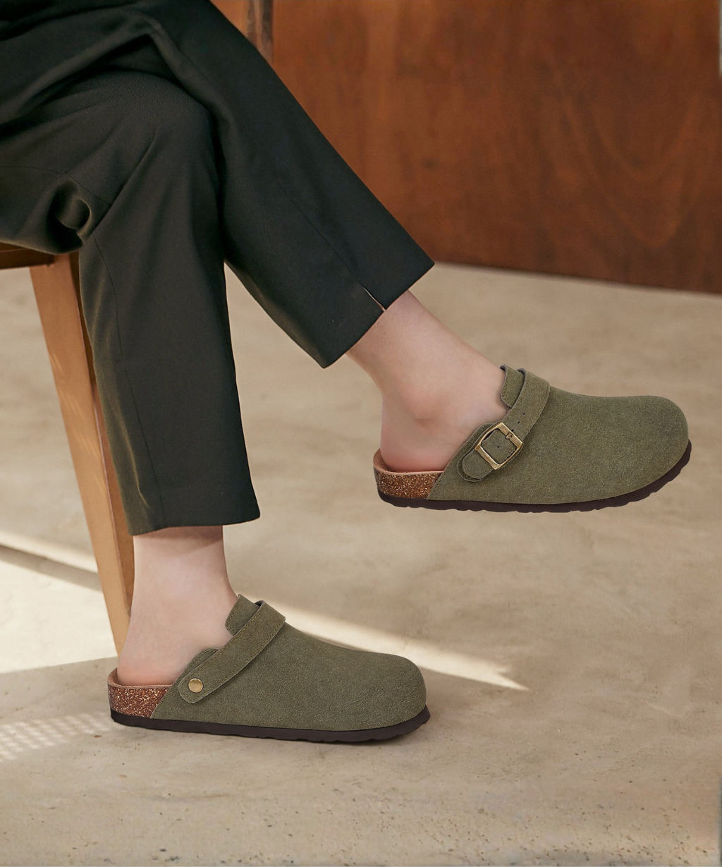 Wildleder-Clogs von Lush